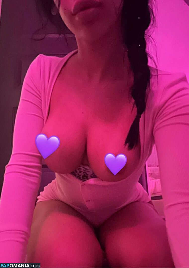 Vivianemilyy / Yourfavvv14 Meztelen OnlyFans  Kikerült fotó #7