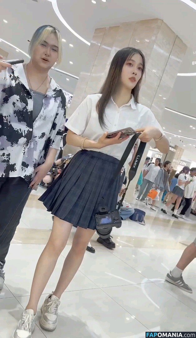 Voyeur Asian Pissing Toilet &Amp; Upskirts Only / girlspissin / https: Meztelen OnlyFans  Kikerült fotó #2