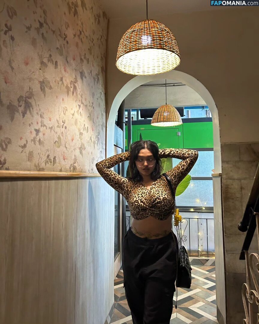 vr / vrindardddd_ Meztelen OnlyFans  Kikerült fotó #8