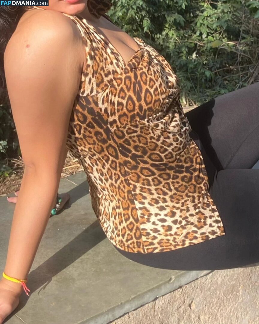 vr / vrindardddd_ Meztelen OnlyFans  Kikerült fotó #10