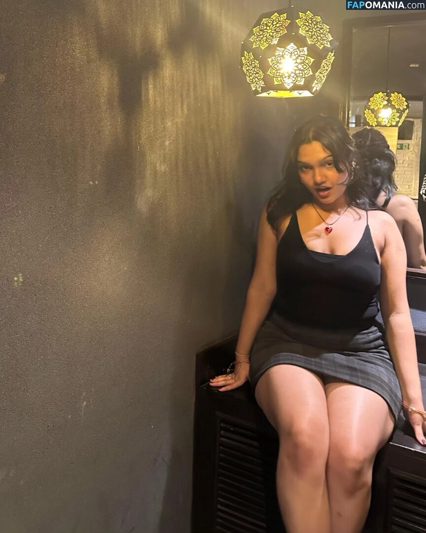 vr / vrindardddd_ Meztelen OnlyFans  Kikerült fotó #13
