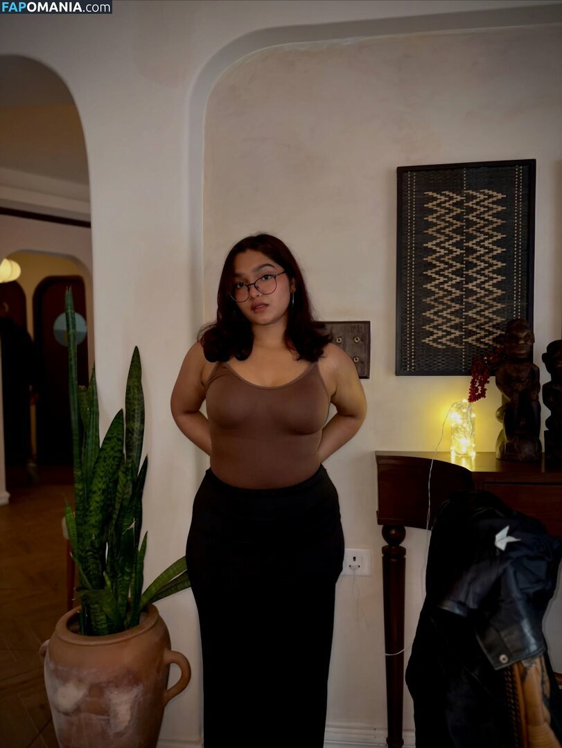 vr / vrindardddd_ Meztelen OnlyFans  Kikerült fotó #26