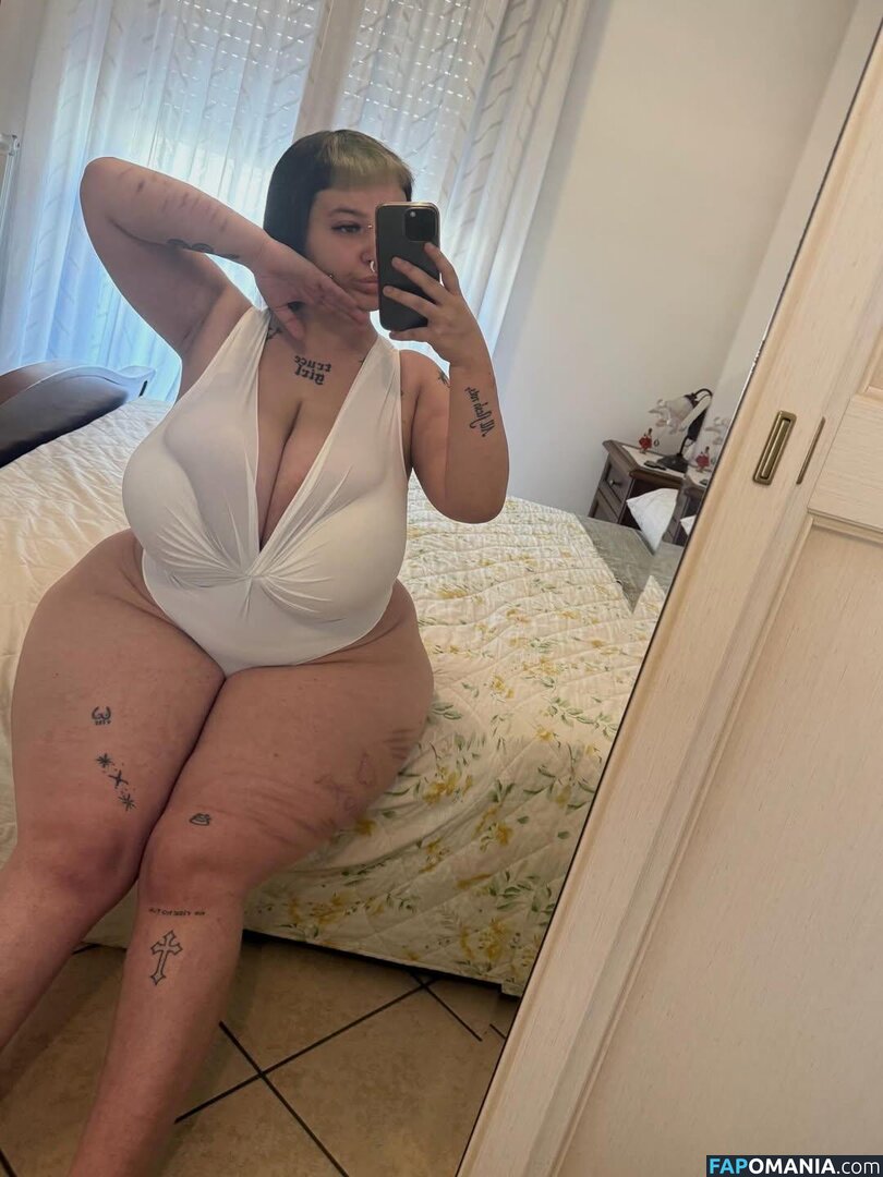 Mxmmytina / Vvalentinabonetalli Meztelen OnlyFans  Kikerült fotó #9