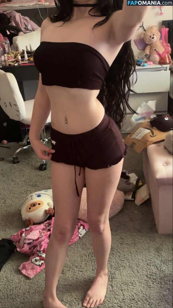 vvlils Meztelen OnlyFans  Kikerült fotó #2