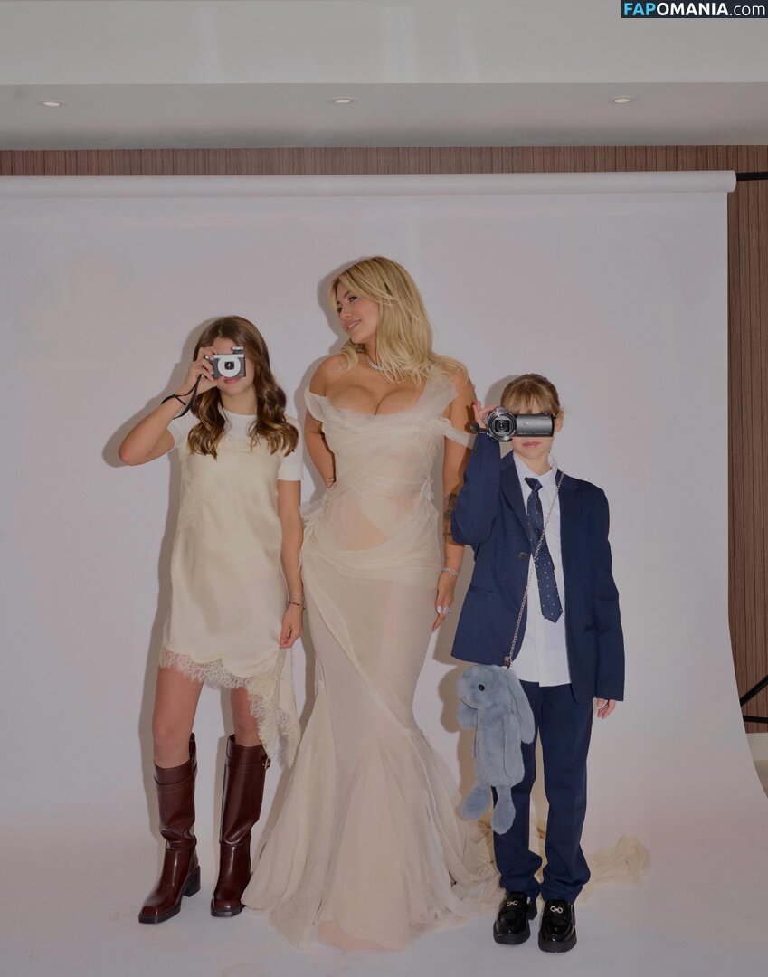 Icardi / Wanda Nara / badbitchwan / wanda_nara / wanditanara Meztelen OnlyFans  Kikerült fotó #533