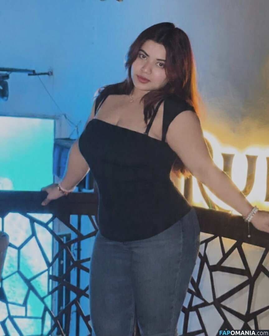 Wanderlust.rawat / ammu_rawat19 Meztelen OnlyFans  Kikerült fotó #4