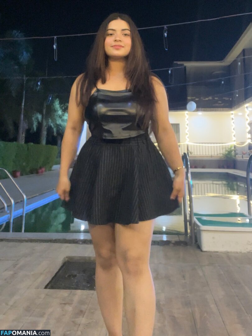 Wanderlust.rawat / ammu_rawat19 Meztelen OnlyFans  Kikerült fotó #6