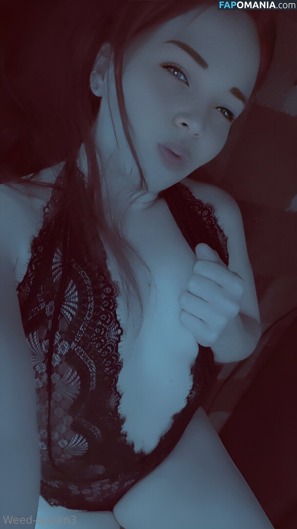 weedqueen33 / weedqueenofficialpage Meztelen OnlyFans  Kikerült fotó #20