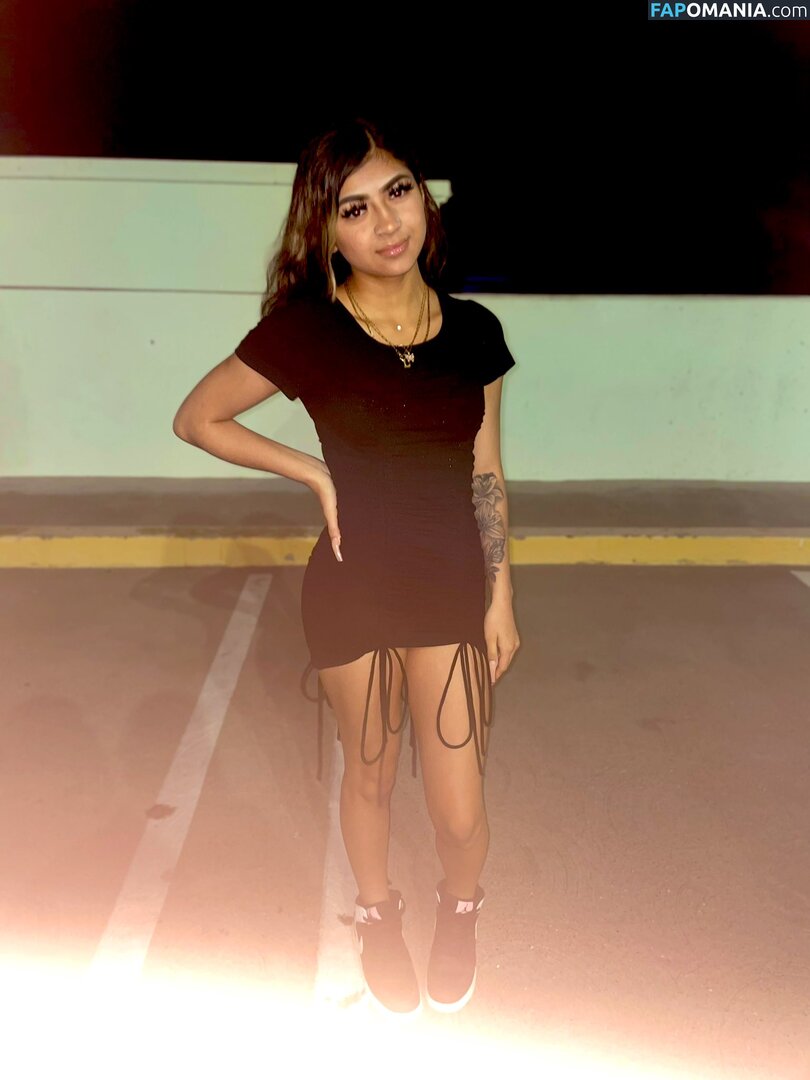 LisvedGarcia / https: / lizved._.47 / wetttassliz Meztelen OnlyFans  Kikerült fotó #2