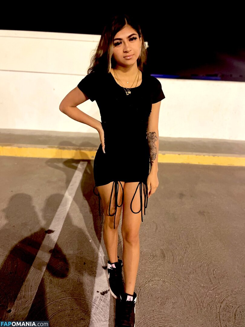 LisvedGarcia / https: / lizved._.47 / wetttassliz Meztelen OnlyFans  Kikerült fotó #3