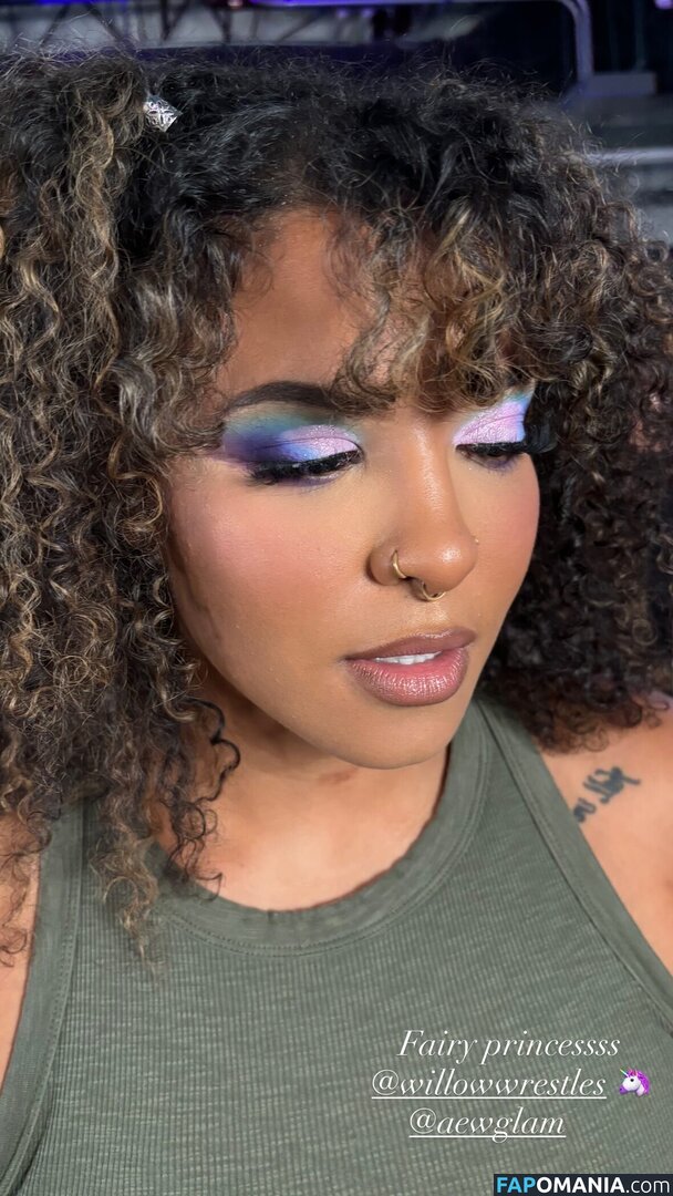 Willow Nightingale / willowwrestles Meztelen OnlyFans  Kikerült fotó #1