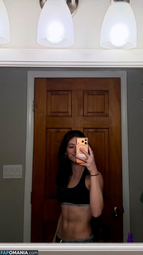 Willow shields / willowshields Meztelen OnlyFans  Kikerült fotó #2