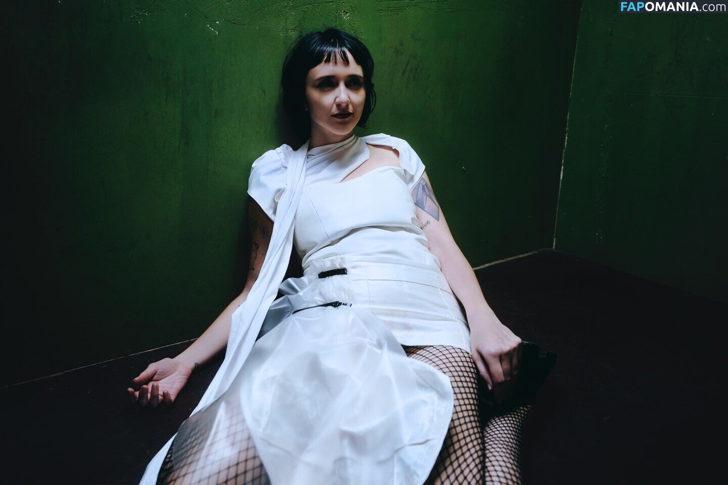 Winter / daydreamingwinter / https: / redheadwinter / vvinta_ Meztelen OnlyFans  Kikerült fotó #2