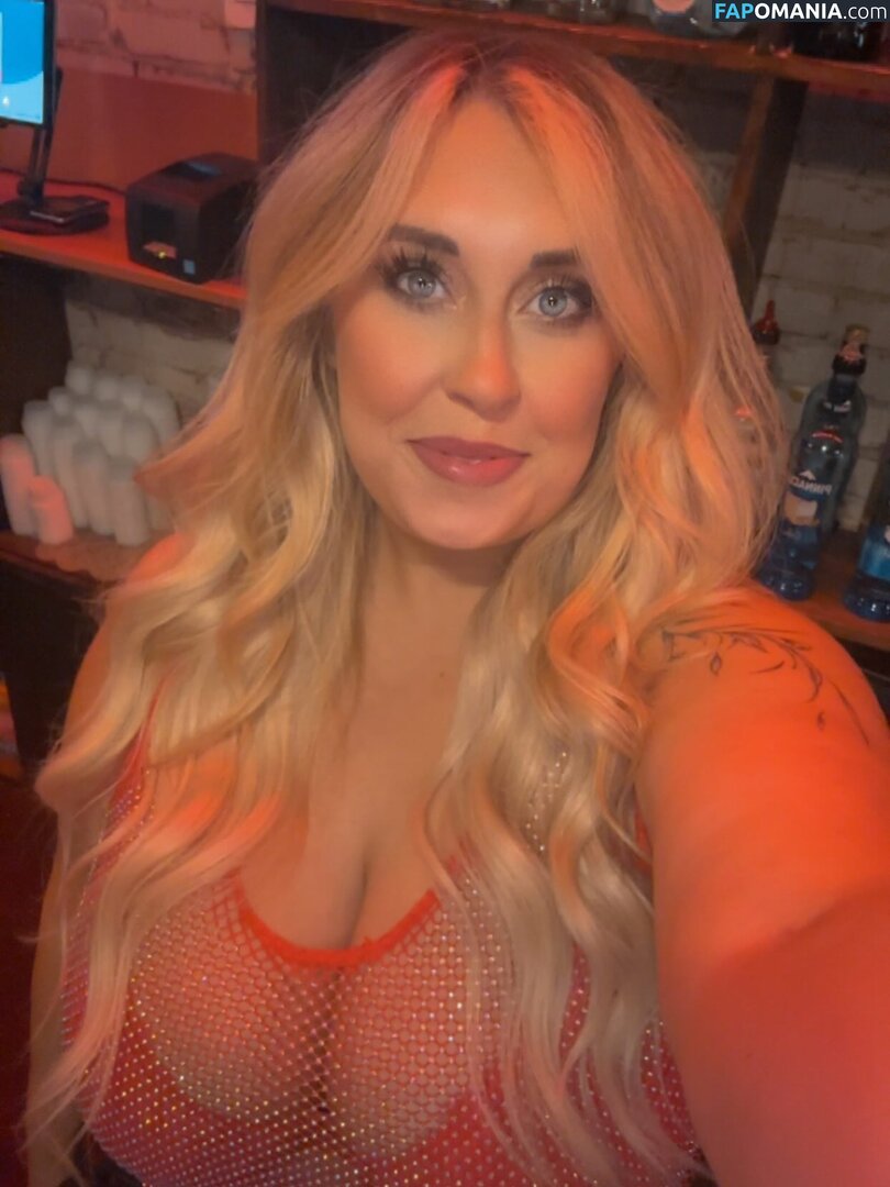 altizer.brittney / https: / queensizebxrbie / wvqueenb / xxlmilfbxrbie Meztelen OnlyFans  Kikerült fotó #3