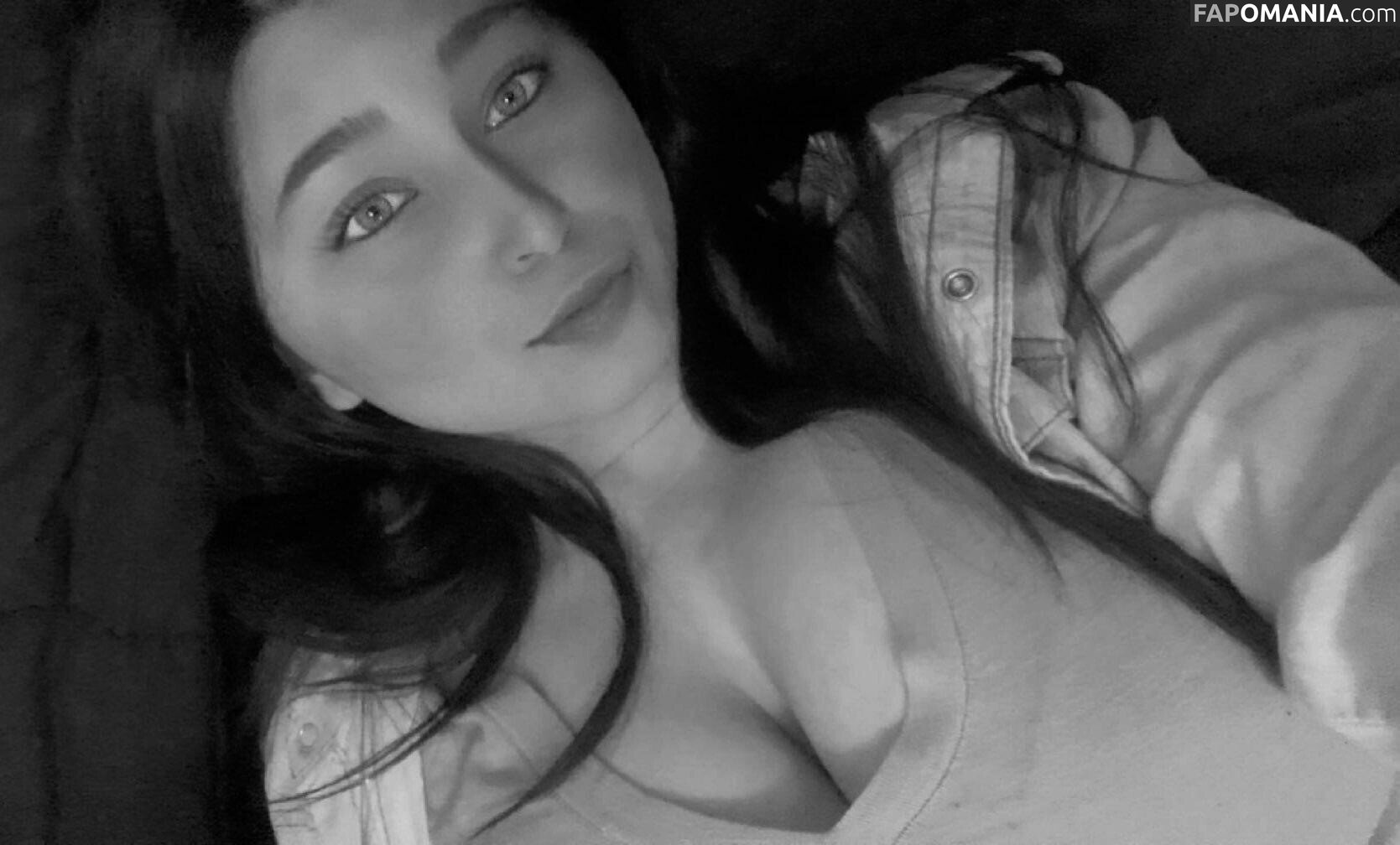 Yagirlsarina24 Meztelen OnlyFans  Kikerült fotó #6