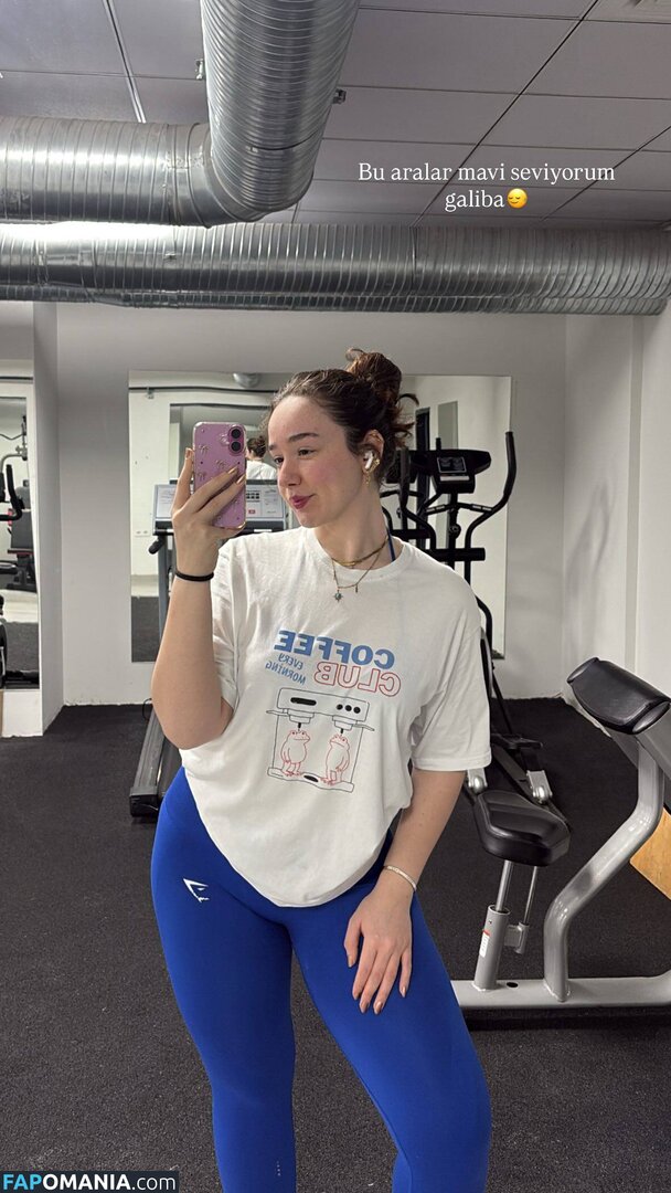 Yagmur Simsek / https: / rainsimsek98 / yagmrsmsk / yamursimseek Meztelen OnlyFans  Kikerült fotó #10