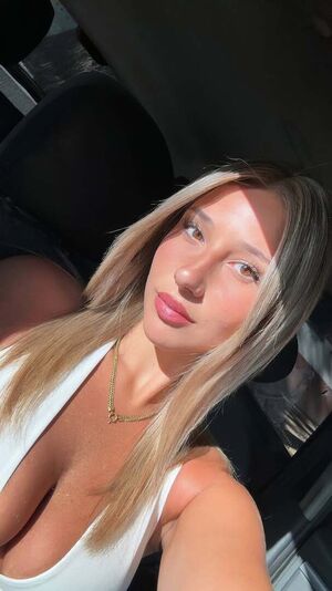 Yami Sanchez