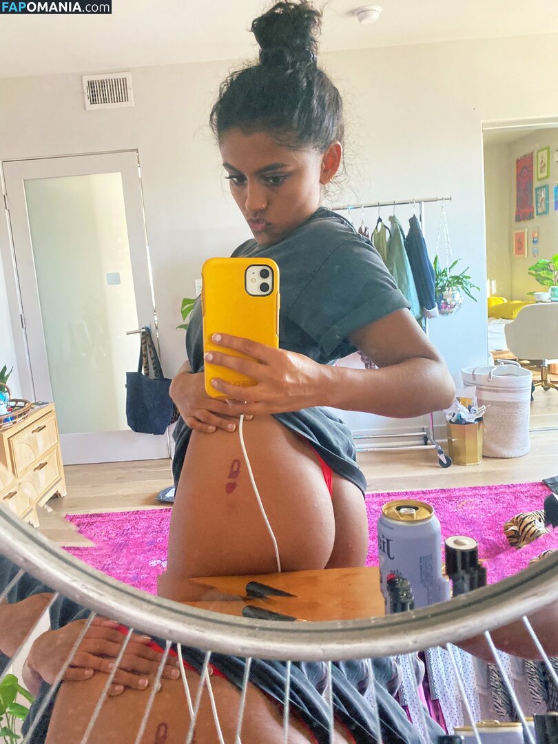 Yamini Nambimadom / yaminidoescomedy / yamininosebest Meztelen OnlyFans  Kikerült fotó #13