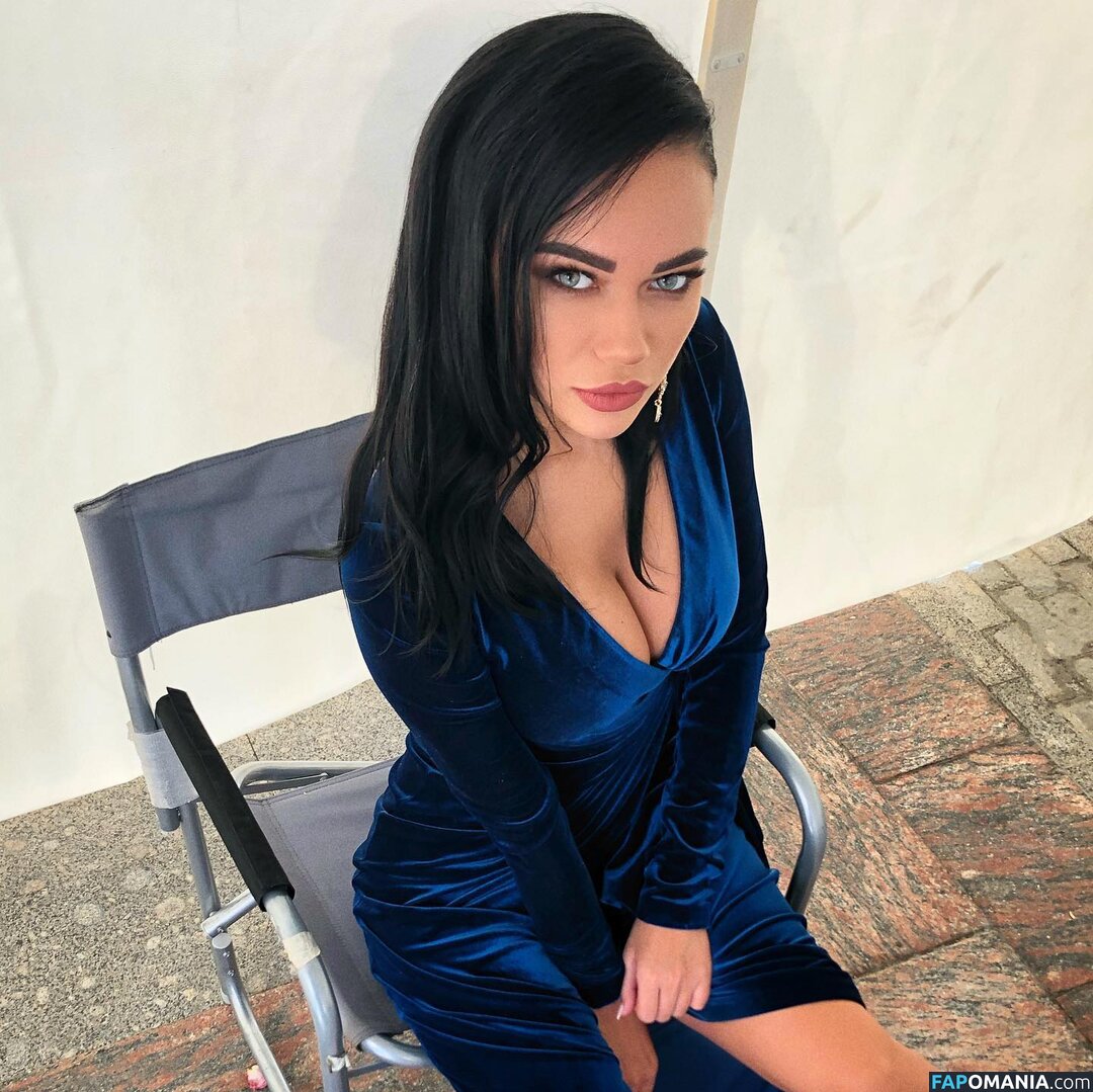 Yana Koshkina / yana_koshkina_official Meztelen OnlyFans  Kikerült fotó #9