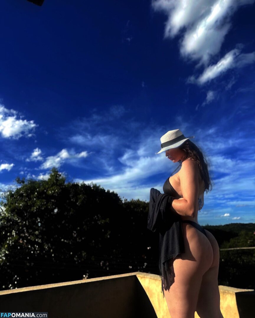 Yasmin Tasciane / yasmintascianee Meztelen OnlyFans  Kikerült fotó #2