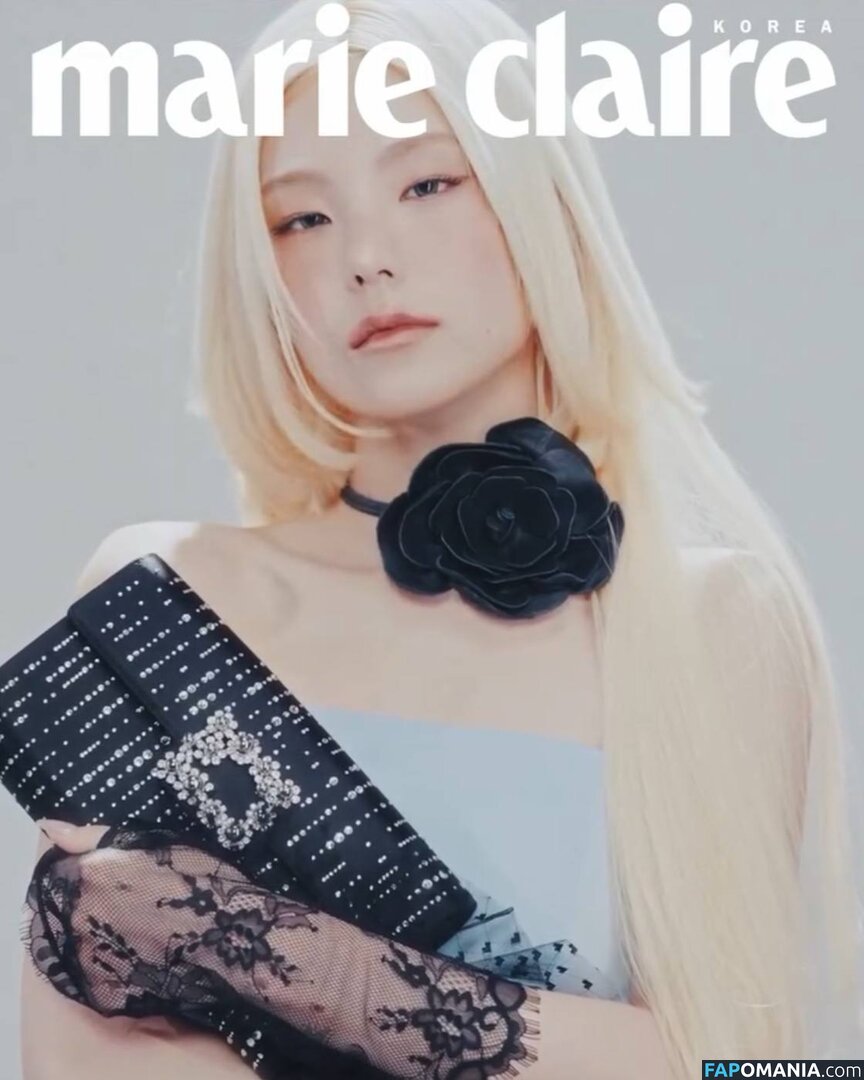 Hwang Ye-ji / ITZY (예지 / Yeji / yezyizhere Meztelen OnlyFans  Kikerült fotó #17