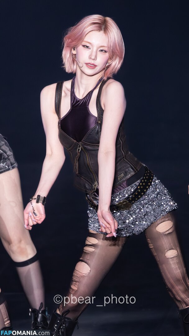 Hwang Ye-ji / ITZY (예지 / Yeji / yezyizhere Meztelen OnlyFans  Kikerült fotó #22