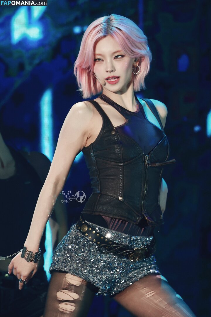 Hwang Ye-ji / ITZY (예지 / Yeji / yezyizhere Meztelen OnlyFans  Kikerült fotó #26