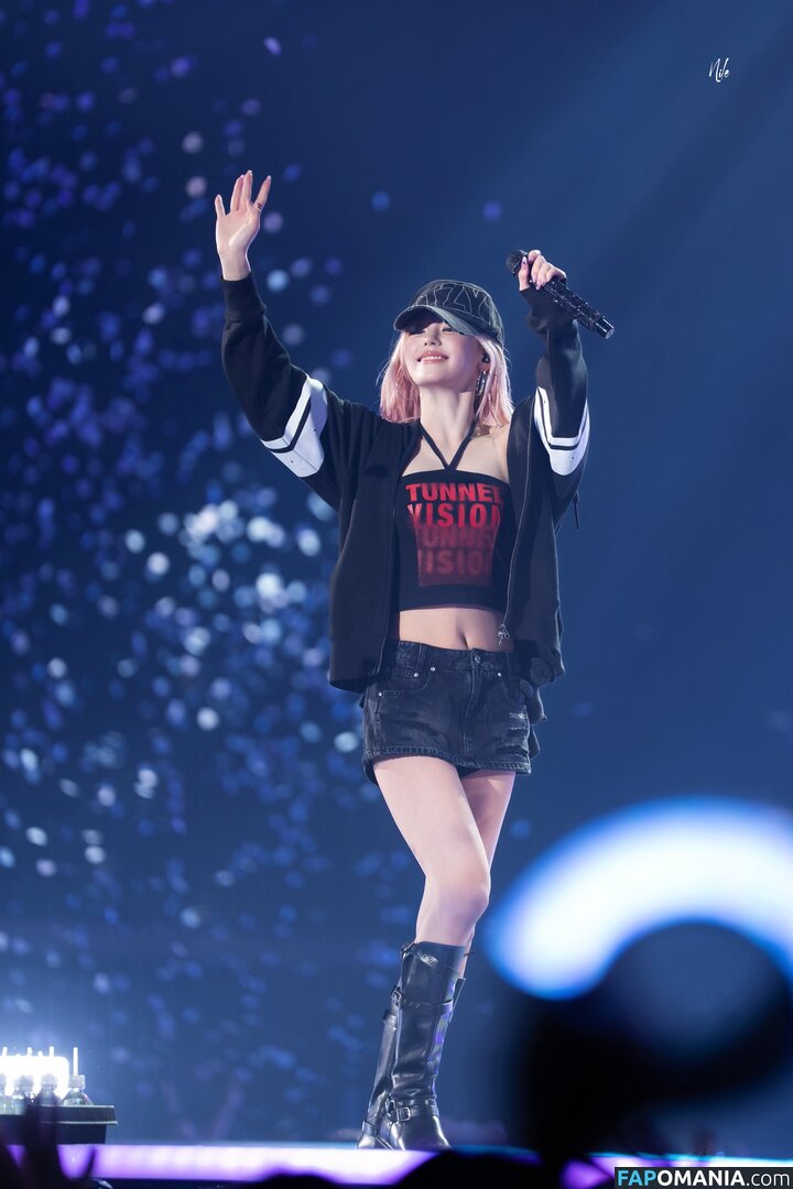 Hwang Ye-ji / ITZY (예지 / Yeji / yezyizhere Meztelen OnlyFans  Kikerült fotó #37