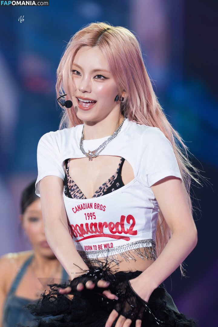 Hwang Ye-ji / ITZY (예지 / Yeji / yezyizhere Meztelen OnlyFans  Kikerült fotó #50