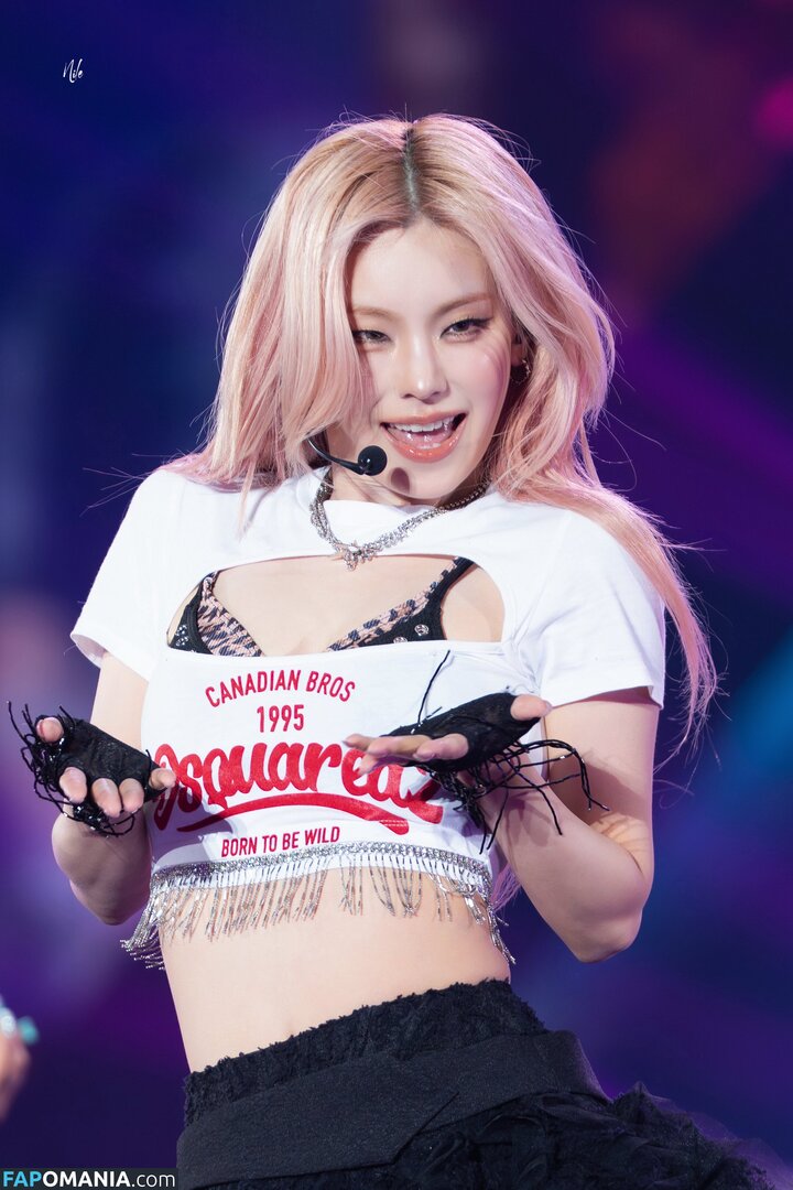 Hwang Ye-ji / ITZY (예지 / Yeji / yezyizhere Meztelen OnlyFans  Kikerült fotó #54
