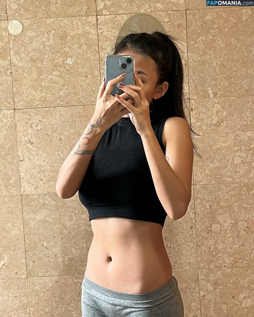 5leepyhead_ / Yeti Kurnia / https: / notp0cahonta5 Meztelen OnlyFans  Kikerült fotó #1