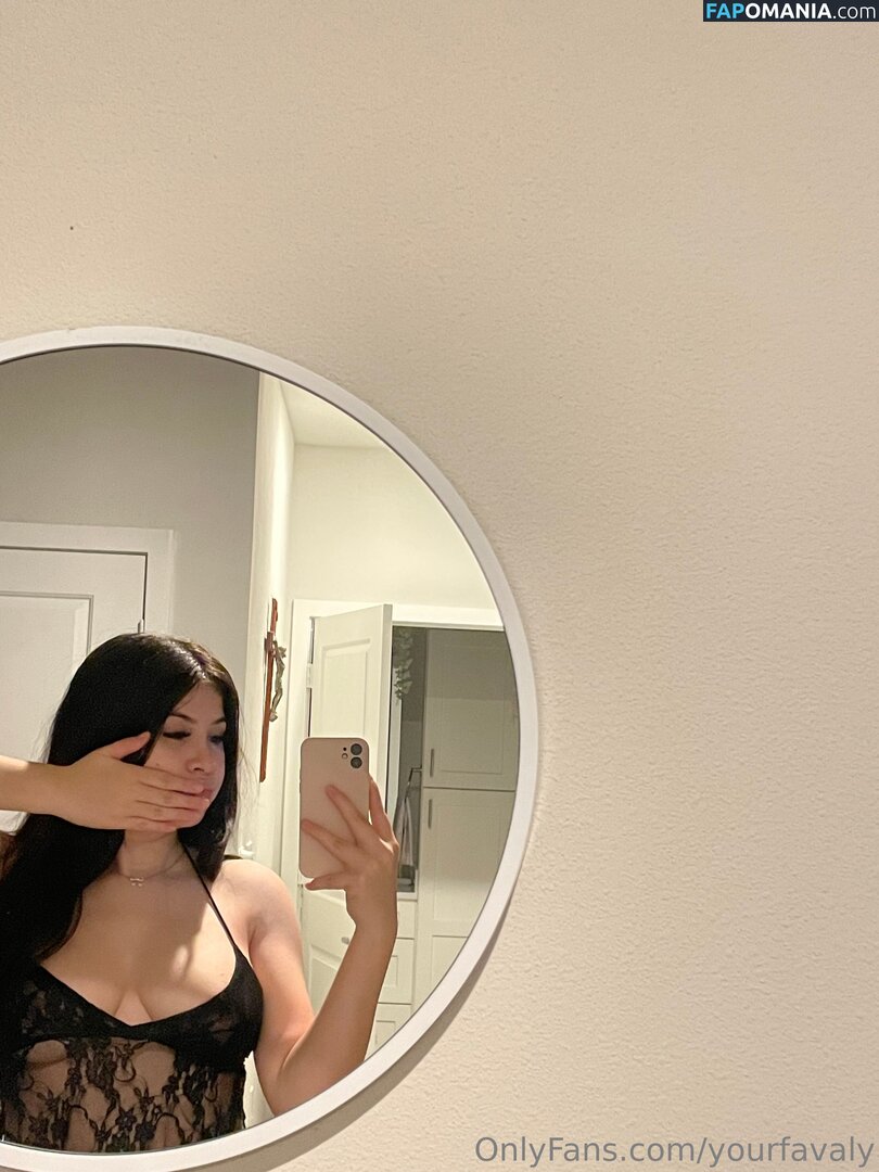 urfavealyy / yourfavaly Meztelen OnlyFans  Kikerült fotó #7