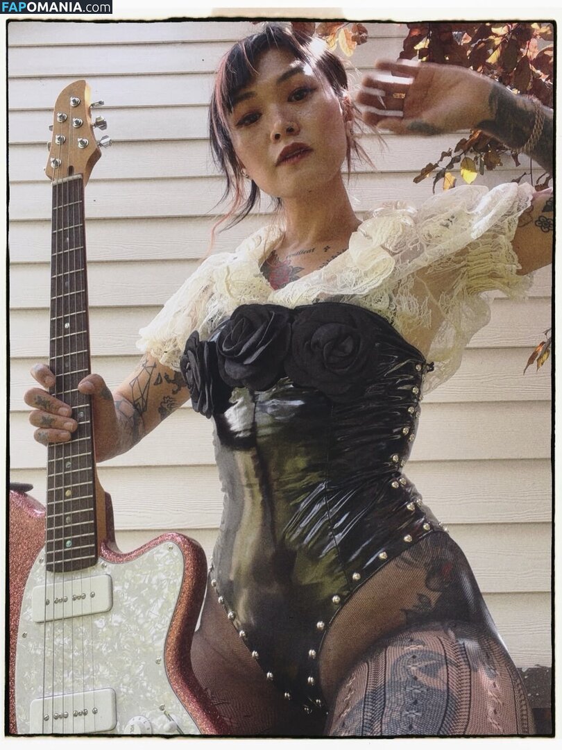 Yvette Young / yvetteyoung Meztelen OnlyFans  Kikerült fotó #6