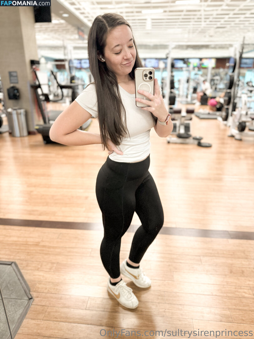 zaraddluxe / zaraluxeee Meztelen OnlyFans  Kikerült fotó #3