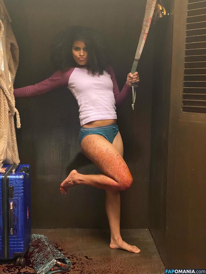 Zazie Beetz / zaziebeetz Meztelen OnlyFans  Kikerült fotó #3