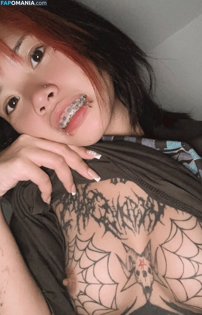 _lucifxrr / zemlovesu / zems3lling / zemynsfw Meztelen OnlyFans  Kikerült fotó #1