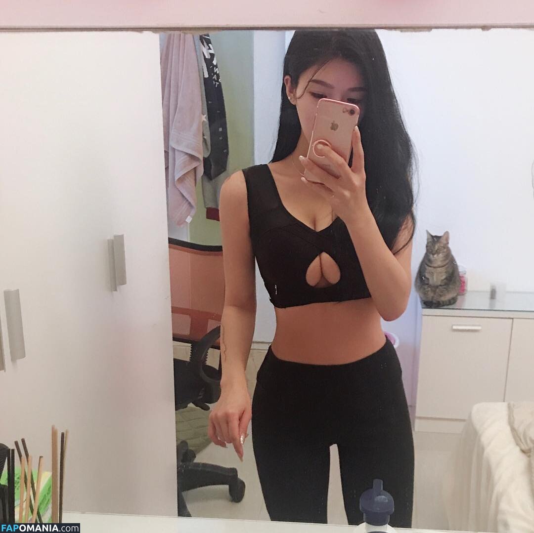 https: / zeng.zzzz Meztelen OnlyFans  Kikerült fotó #11