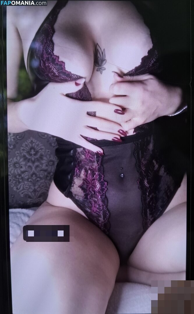 Zenicke Drolje / __bedra__ / huskicchanaa / lara._croft._ / mmiijjaaa / sisicmedina Meztelen OnlyFans  Kikerült fotó #14