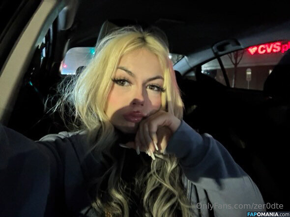 zer0._tw0.__ / zer0dte Meztelen OnlyFans  Kikerült fotó #4