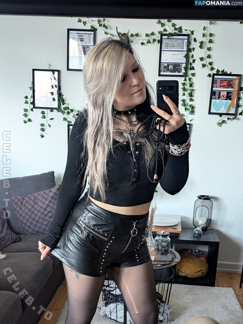 Zesschen / zesschen_twitch Meztelen OnlyFans  Kikerült fotó #1