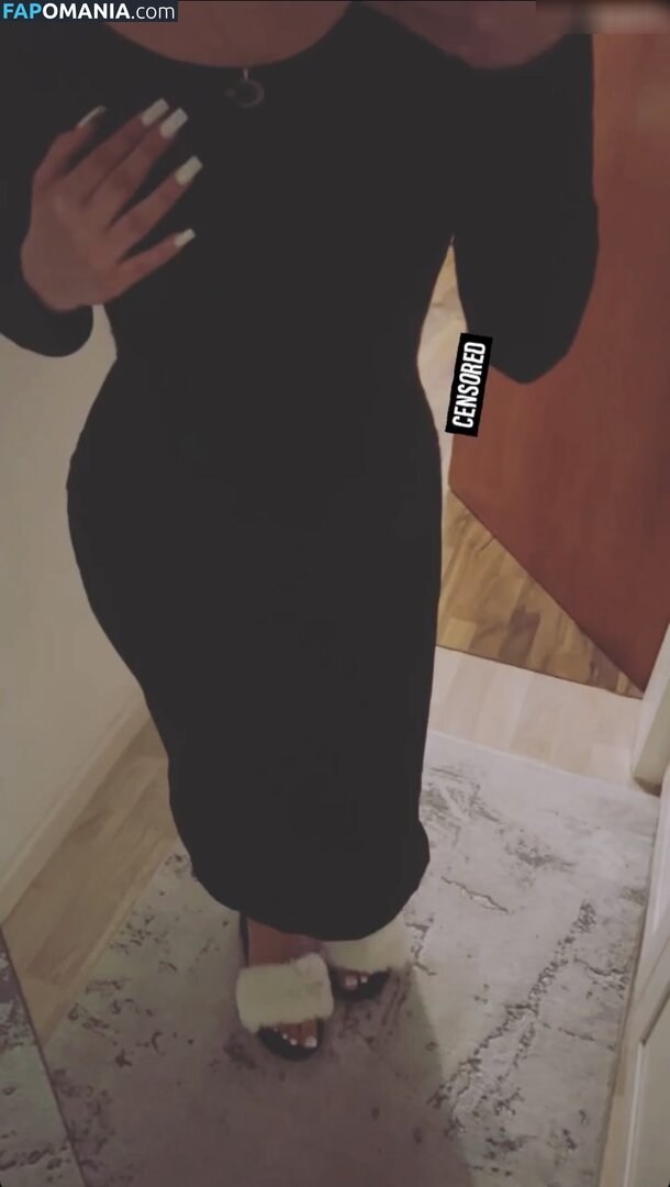 Zeynohijabi Meztelen OnlyFans  Kikerült fotó #1
