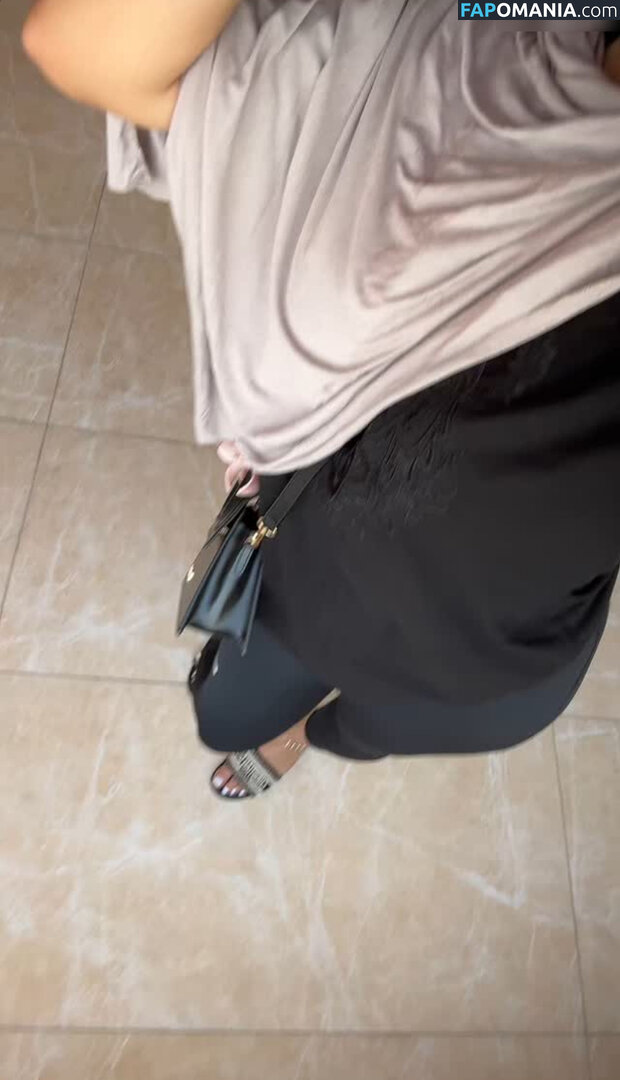 Zeynohijabi Meztelen OnlyFans  Kikerült fotó #3