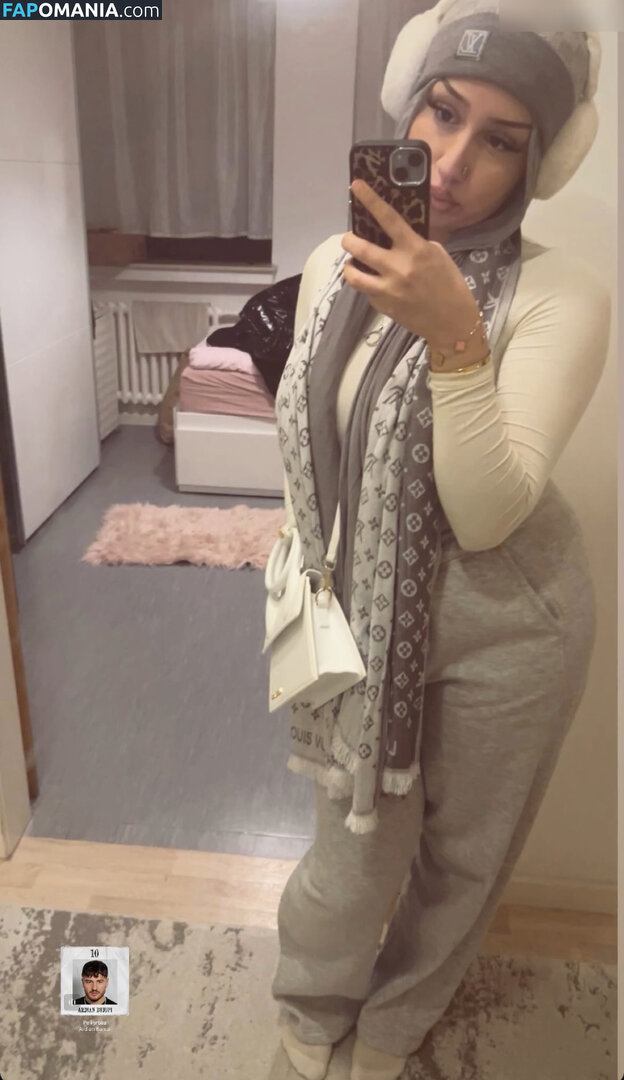Zeynohijabi Meztelen OnlyFans  Kikerült fotó #8