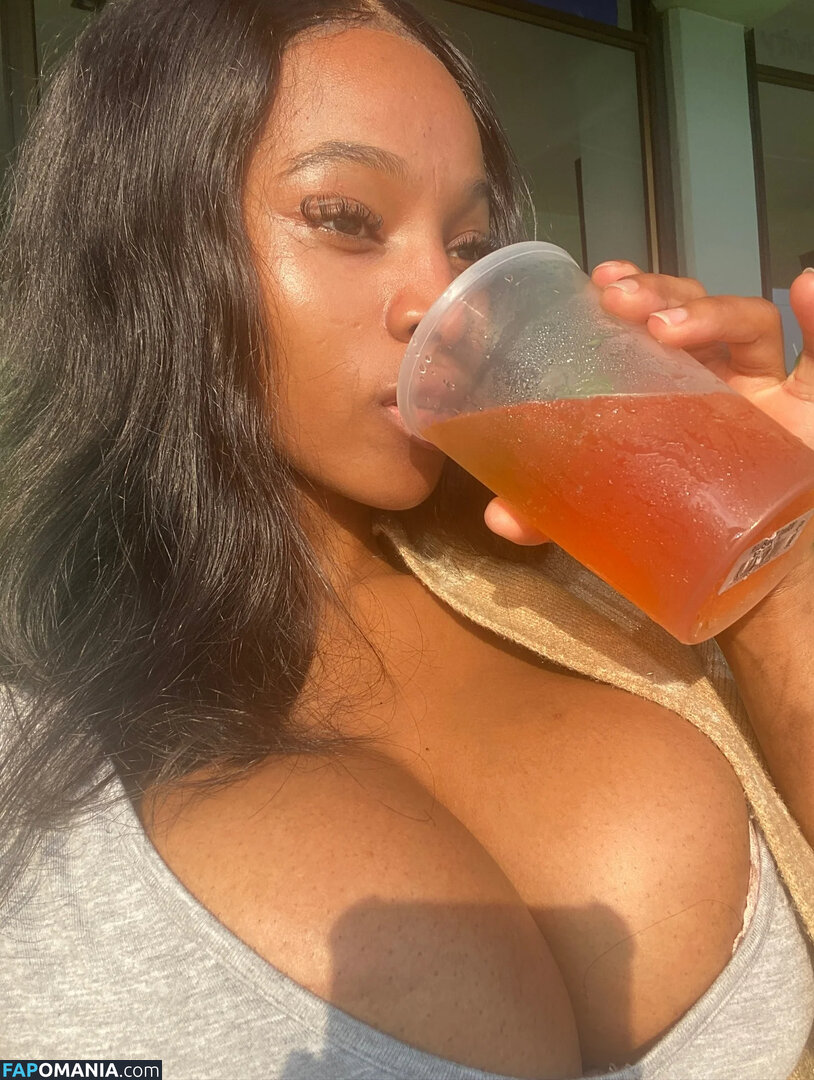 Zizipho Ondiswa / majokwenizizipho / zizipho_majokweni Meztelen OnlyFans  Kikerült fotó #6