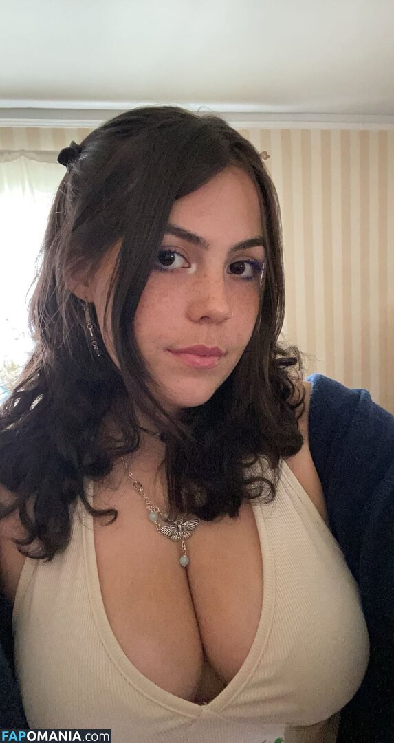 Zobug / snaiIgirl / zobug_ Meztelen OnlyFans  Kikerült fotó #4