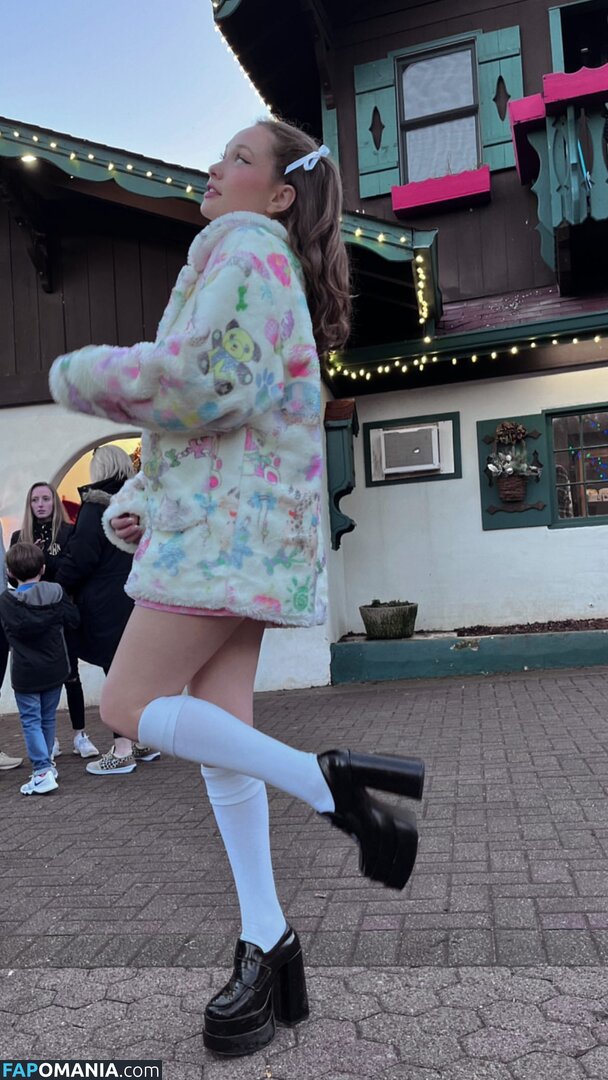 Zoe Colletti / zoecolletti Meztelen OnlyFans  Kikerült fotó #87