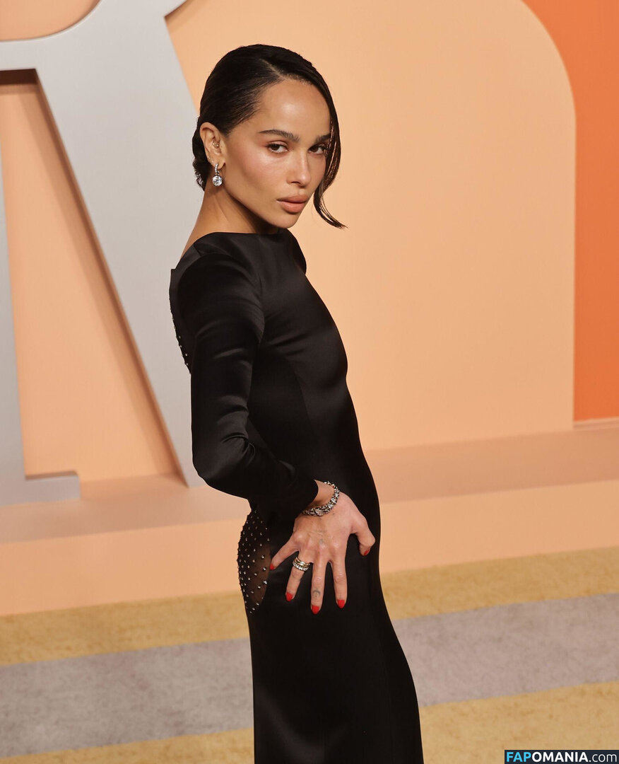 Zoe Kravitz Meztelen OnlyFans  Kikerült fotó #8