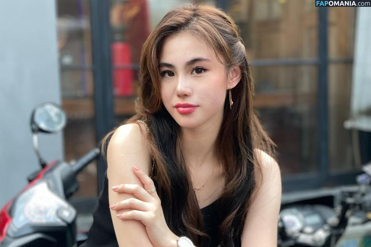 Zoe Levana Meztelen OnlyFans  Kikerült fotó #3