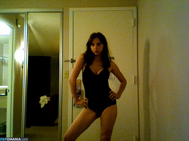 Zoe Swicord Kazan Meztelen OnlyFans  Kikerült fotó #2