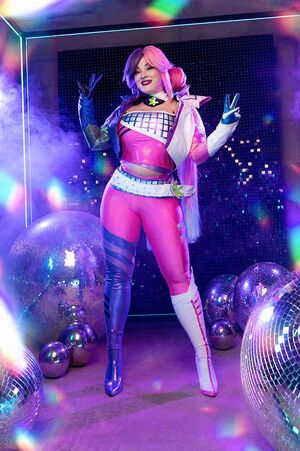 Zoe Volf Cosplay